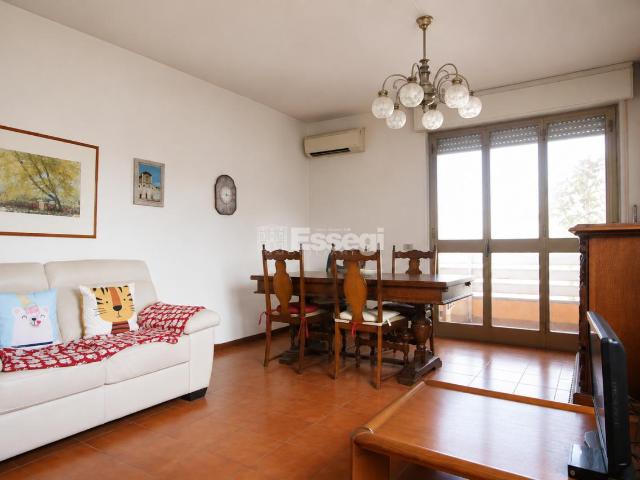 Viale San Concordio 1664 6 vani 90mq