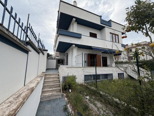 Viale stella Marina 127b trilocale 70mq