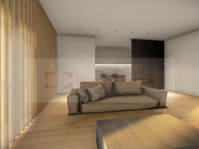 VIALONGA / QUINTA DA FLAMENGA: Apartamento T2+1 com Terraço, Garagem e Arrecadação