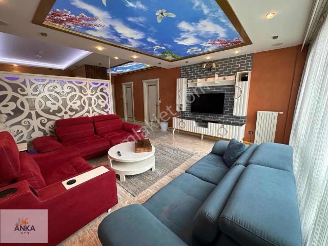 Viaport Venezia'da Avm Mnz Eşyalı Kiralık 1+1 Daire