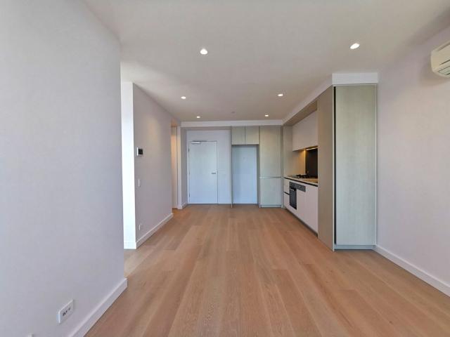 Elevated Urban Living | High Floor Two Bedroom with Breathtaking City Views