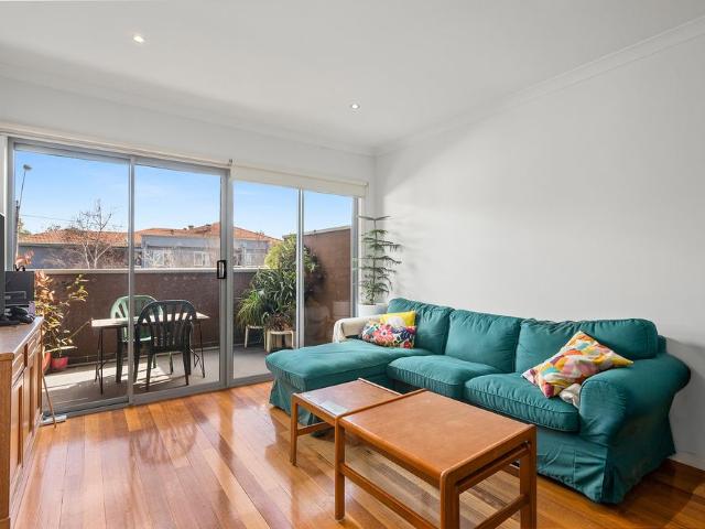 Vibrant Urban Townhouse in a Prime Location