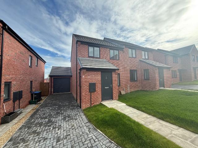 Victory Close, Consett DH8, 3 bed property to rent, £1,050 pcm | PrimeLocation