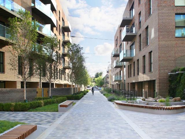 Victory Place, London SE17, 3 bed maisonette to rent, £5,850 pcm | PrimeLocation
