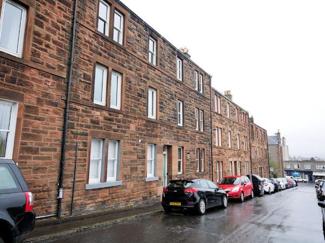 Victor Park Terrace, Corstorphine, Edinburgh EH12, 2 bed flat to rent, £1,200 pcm | PrimeLocation