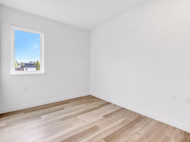 Victoria 127 E 12th St 1 Bedroom Apartment for Rent at 127 12th St E, North Vancouver, BC V7L 0H3 Central Lonsdale