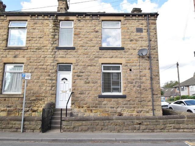 Victoria Terrace, Horbury WF4, 2 bed end terrace house to rent, £875 pcm | PrimeLocation