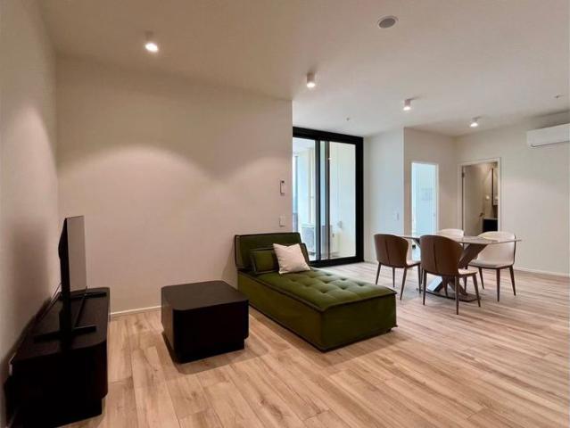 Victoria Tower Adelaide Two Bedrooms, One Bathroom Apartment with Full Furniture