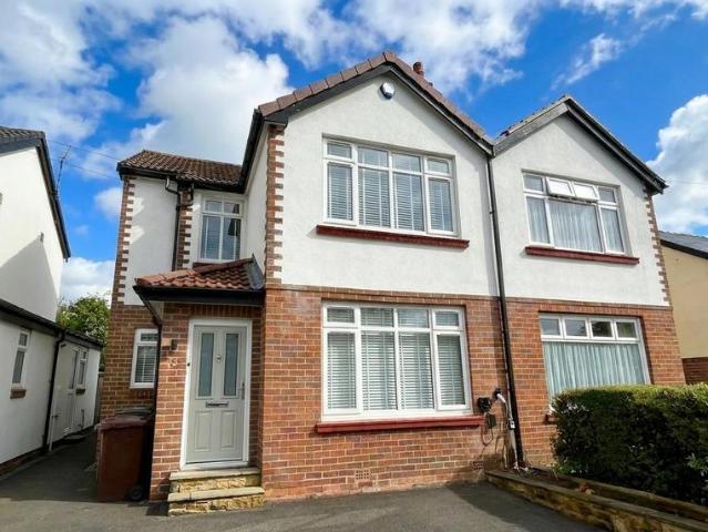 Victoria Walk, Leeds LS18 4 bed semi detached house to rent £2,500 pcm £577 pw