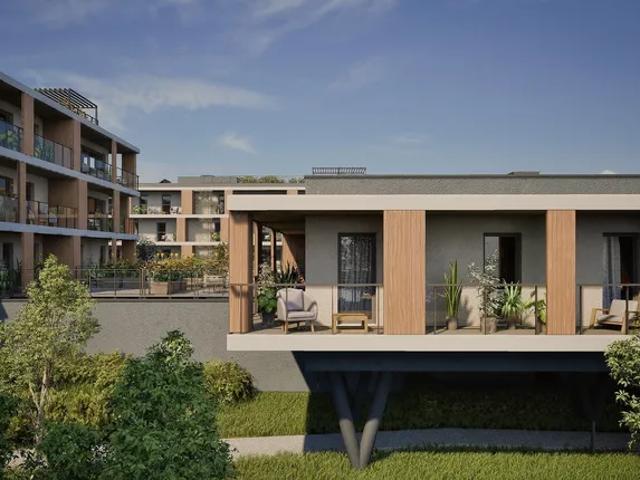Victoria Apartments II