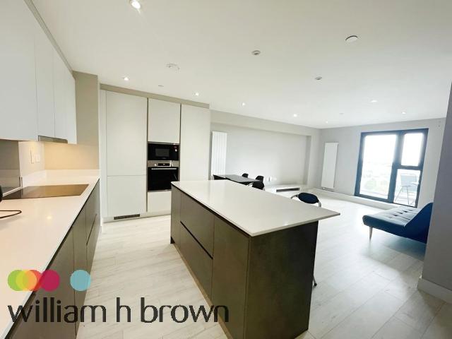 Victoria Avenue, Southend On Sea SS2, 2 bed flat to rent, £1,600 pcm | PrimeLocation