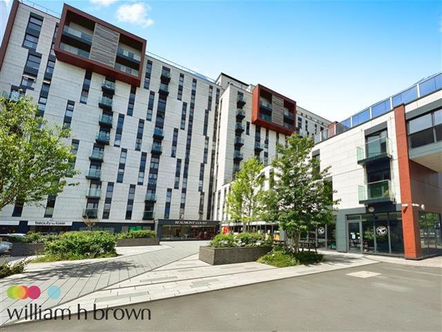 Victoria Avenue, SOUTHEND ON SEA 2 bed penthouse to rent £1,800 pcm £415 pw