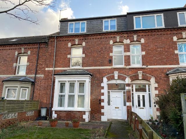 Victoria Avenue, Whitley Bay NE26, 2 bed flat to rent, £950 pcm | PrimeLocation