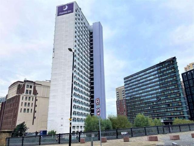Victoria Bridge Street, Salford, M3 5AS, United Kingdom | 2 bed apartment for rent #140397892 | Rentberry