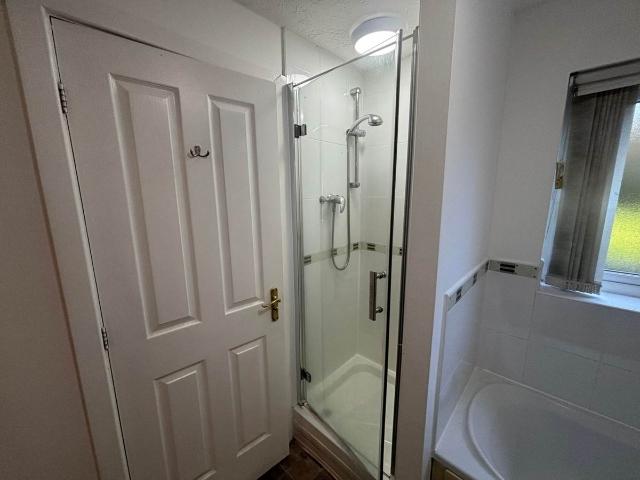 Victoria Court Victoria Lane, Manchester M45, 2 bed flat to rent, £950 pcm | PrimeLocation