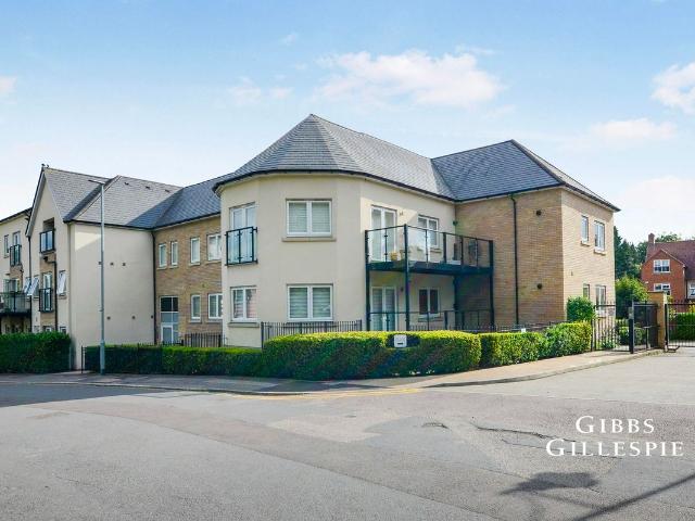 Victoria Close, Rickmansworth, Hertfordshire WD3, 2 bed flat to rent, £2,000 pcm | PrimeLocation