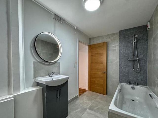 Victoria Crescent, Newport, 3 Bedroom Terraced