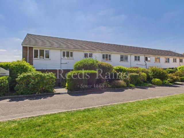 Victoria Drive, Dartford DA4 1 bed apartment to rent £1,400 pcm £323 pw