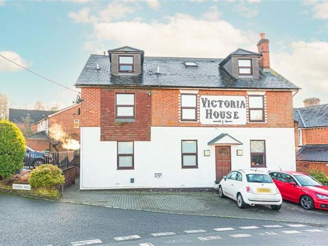Victoria House, Little Sandhurst GU47, 2 bed flat to rent, £1,385 pcm | PrimeLocation