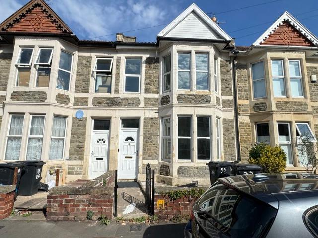 Victoria Park, Bristol BS16, 5 bed terraced house to rent, £2,750 pcm | PrimeLocation