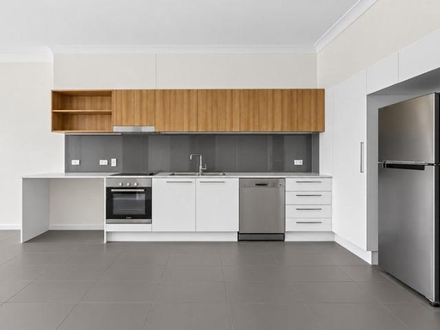Victoria Park Residences 2 Bedrooms!