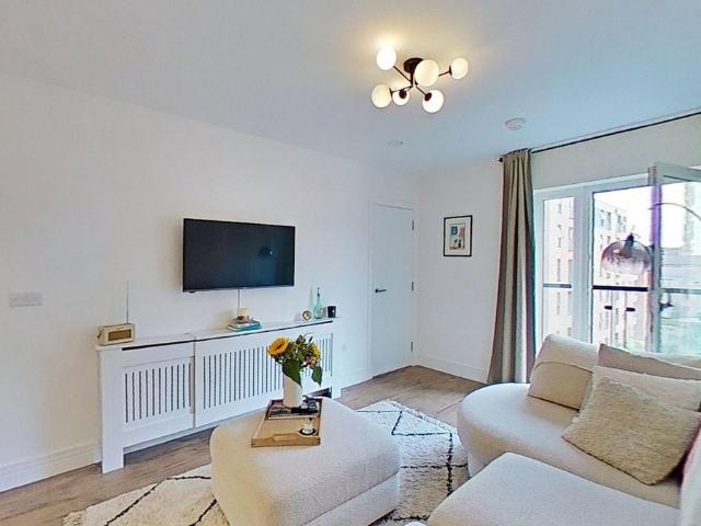 Victoria Quay, Edinburgh, Midlothian EH6, 1 bed flat to rent, £1,495 pcm | PrimeLocation