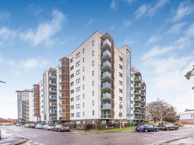 Victoria Road North, Hampshire PO5 1 bed apartment to rent £1,095 pcm £253 pw