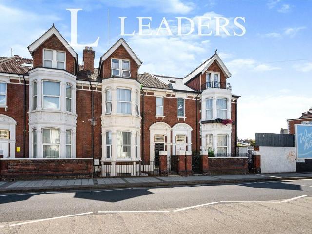Victoria Road North, Southsea. 1 bed in a house share to rent £585 pcm £135 pw