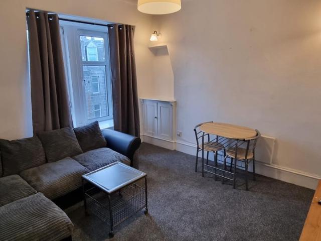 Victoria Road, Aberdeen AB11, 1 bed flat to rent, £500 pcm | PrimeLocation