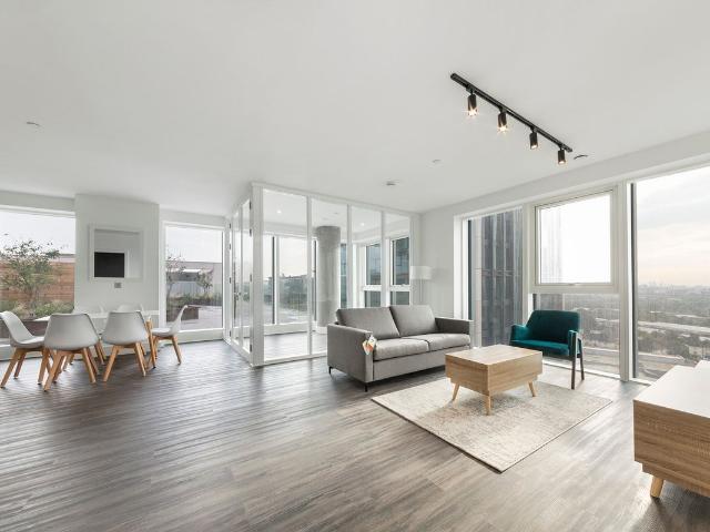 Victoria Road, Acton W3, 3 bed flat to rent, £2,800 pcm | PrimeLocation