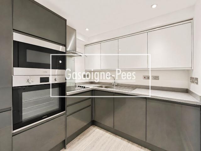 Victoria Road, Aldershot GU11, 2 bed flat to rent, £1,300 pcm | PrimeLocation