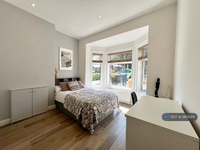 Victoria Road, Barnet, EN4 1 bed in a house share to rent £995 pcm £230 pw