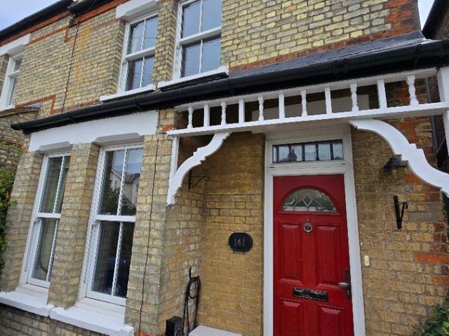 Victoria Road, Barnet EN4, 2 bed semi detached house to rent, £1,700 pcm | PrimeLocation
