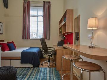 Victoria Road, Chester CH2, Studio to rent, £741 pcm | PrimeLocation