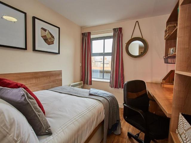Victoria Road, Chester CH2, 1 bed flat to rent, £607 pcm | PrimeLocation