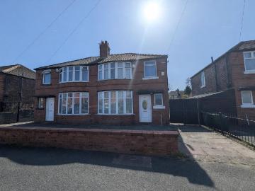 Victoria Road, Fallowfield, Manchester M14, 4 bed shared accommodation to rent, £2,132 pcm | PrimeLocation