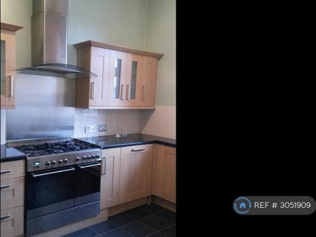 Victoria Road, Glasgow, G42 2 bed flat to rent £1,295 pcm £299 pw