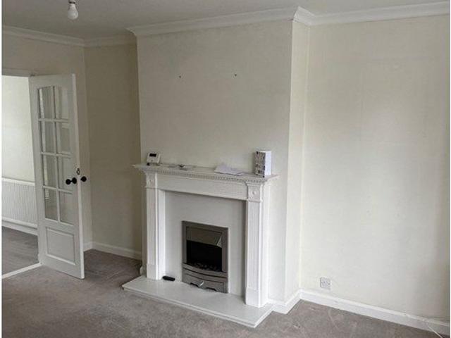 Victoria Road, Leeds LS20, 2 bed semi detached house to rent, £1,300 pcm | PrimeLocation