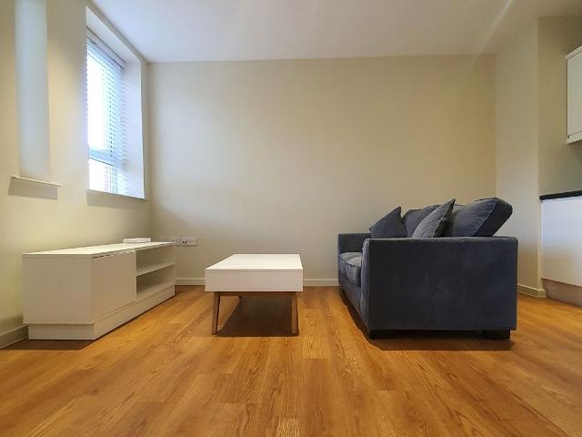 Victoria Road, Leeds LS6, 1 bed flat to rent, £925 pcm | PrimeLocation
