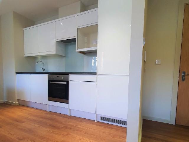 Victoria Road, Leeds LS6, 1 bed flat to rent, £925 pcm | PrimeLocation
