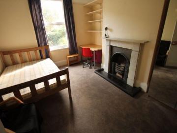 Victoria Road, Leeds 4 bed house to rent £2,219 pcm £512 pw