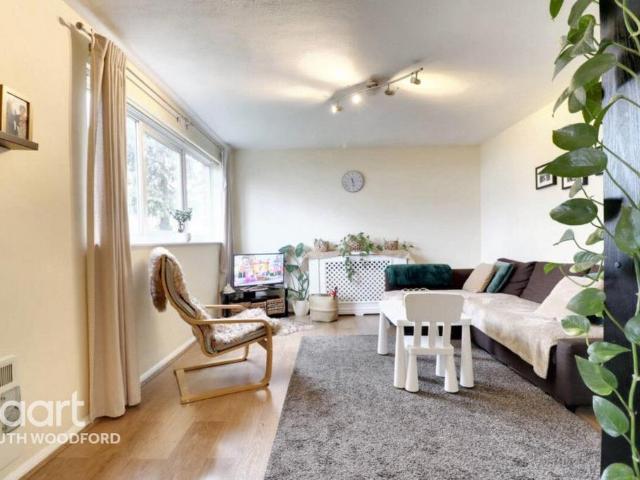Victoria Road, London 2 bed apartment to rent £1,850 pcm £427 pw