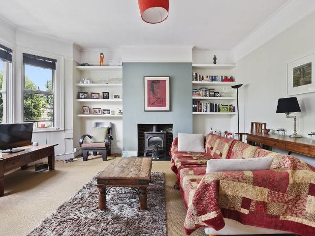Victoria Road, London NW6, 2 bed flat to rent, £2,425 pcm | PrimeLocation