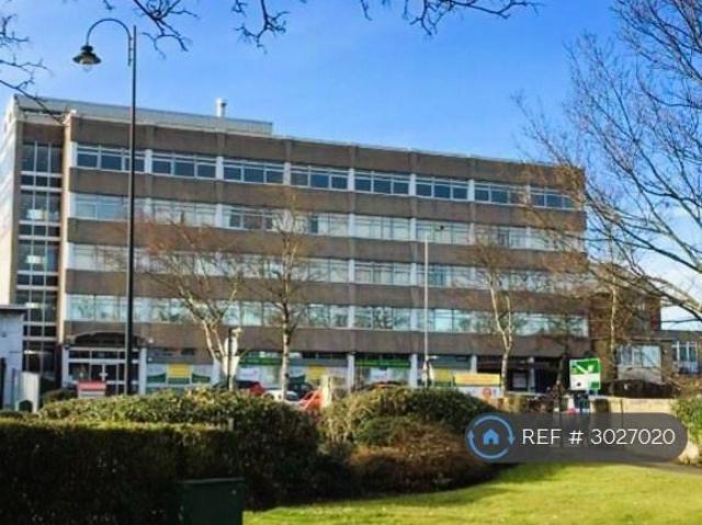 Victoria Road, Stafford, ST16 2 bed flat to rent £975 pcm £225 pw