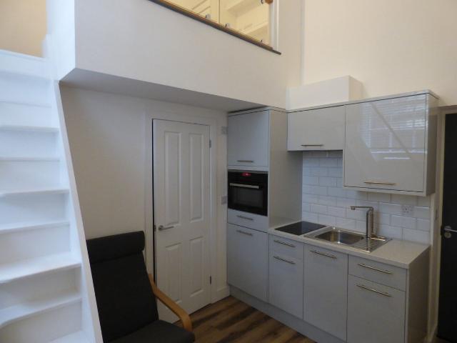 Victoria Road, Swindon SN1, Studio to rent, £625 pcm | PrimeLocation