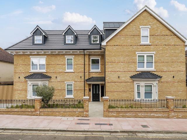 Victoria Road, Sidcup DA15, Studio to rent, £1,375 pcm | PrimeLocation