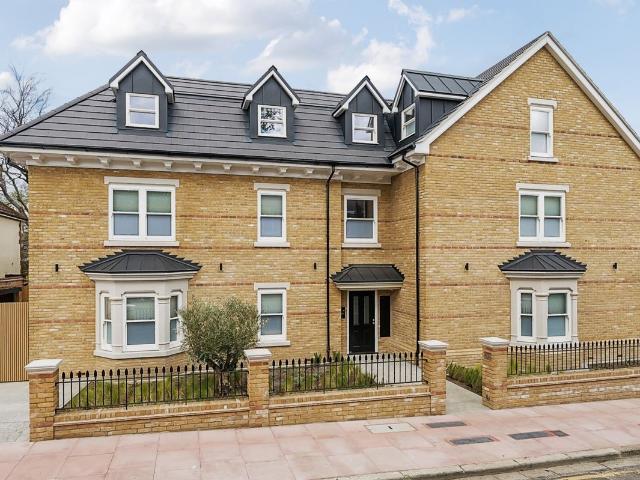 Victoria Road, Sidcup DA15, Studio to rent, £1,500 pcm | PrimeLocation