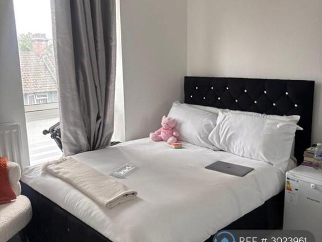 Victoria Road, Southampton, SO19 1 bed in a house share to rent £750 pcm £173 pw