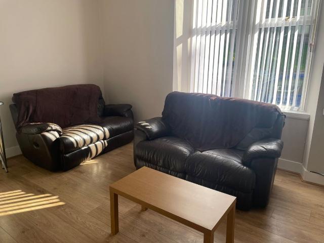 Victoria Road, Torry, Aberdeen AB11, 1 bed flat to rent, £525 pcm | PrimeLocation