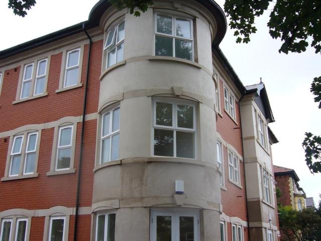 victoria Road, Waterloo, Liverpool L22 2 bed flat to rent £875 pcm £202 pw